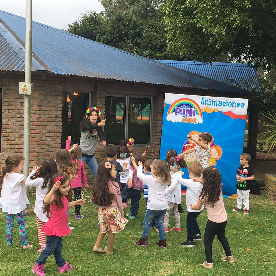 animadora cumpleaños plazas y parques